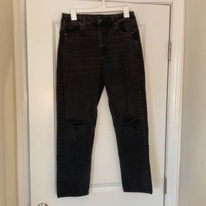 Distressed American Eagle Black Comfort Stretch Mom Jeans